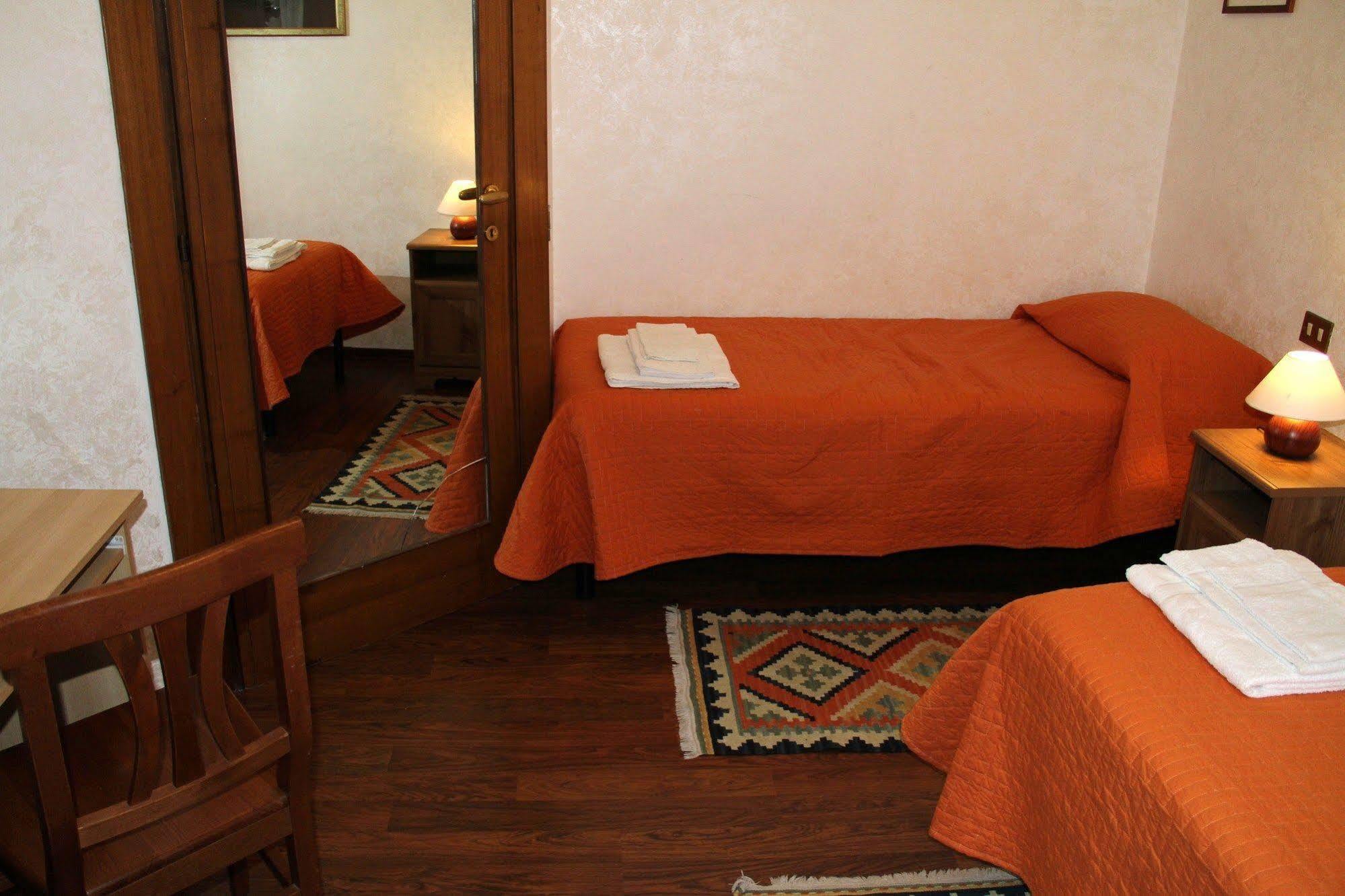 Kosher The In Bed & Breakfast Rom